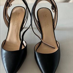 MICHAEL Michael Kors Black Pointed-Toe Ankle Strap Pumps